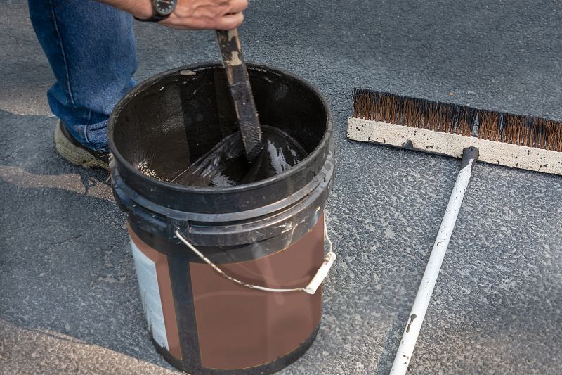 Driveway Sealcoating in Grand Rapids, MI