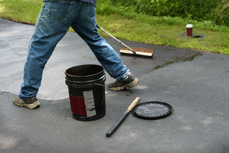 Driveway Sealcoating Service